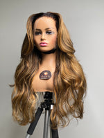 Load image into Gallery viewer, 26” Mishka Body Wave
