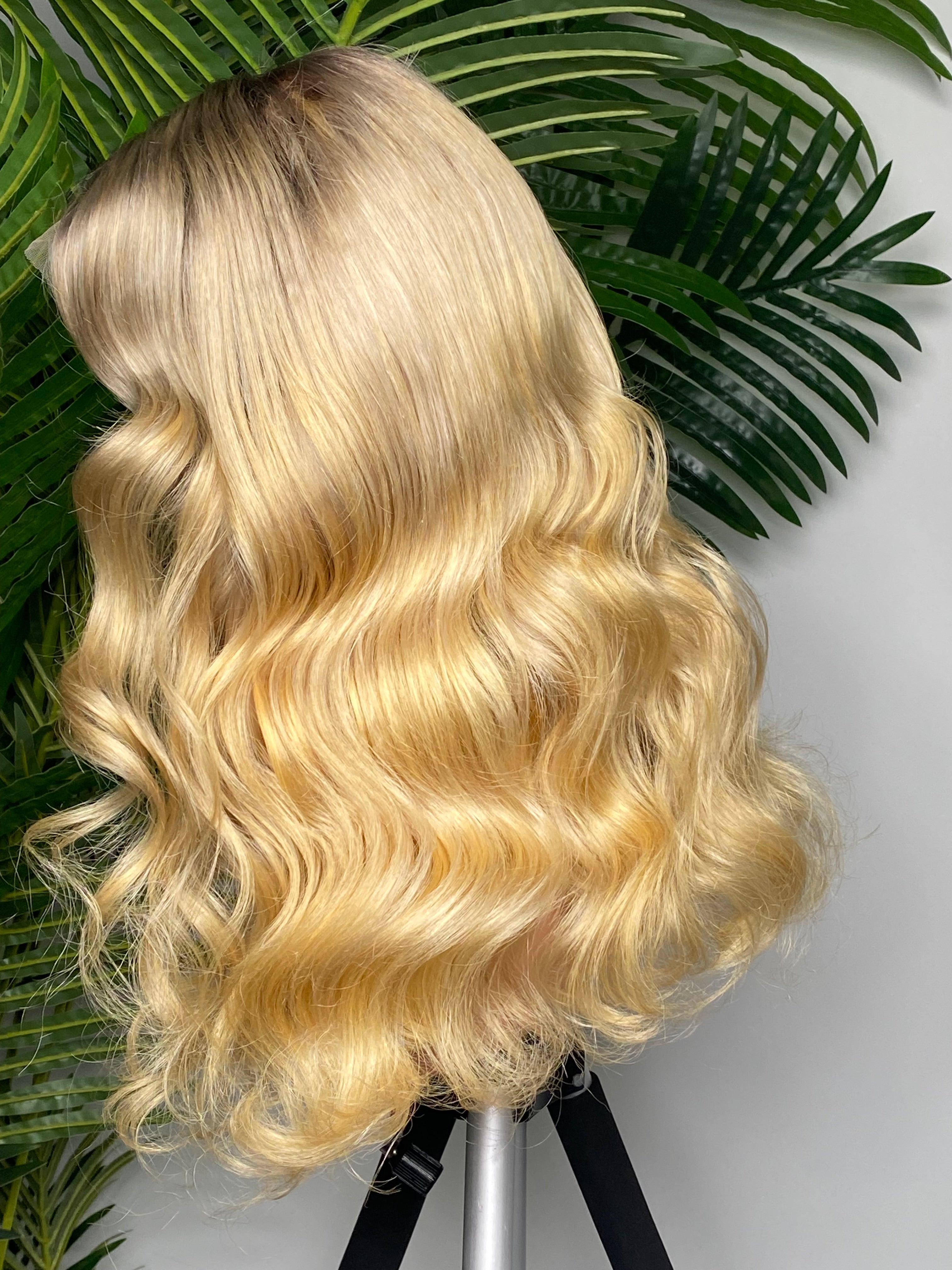 20” Delta 13x4 frontal Body Wave.